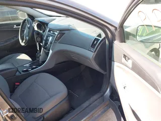2013 Hyundai Sonata GLS with VIN 5NPEB4AC3DH595421, listed as a IAAI auction lot 42072919 with Not Provided miles and . Bid and sale history available at DreamBid. Image 5.