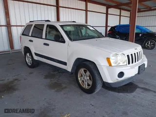 2005 Jeep Grand Cherokee Laredo with VIN 1J4GS48K15C536705, listed as a IAAI auction lot 41800947 with 0 mi miles. Bid and sale history available at carsss.com. Image 1.