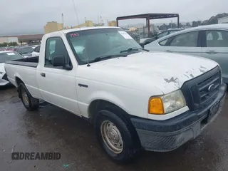 2004 Ford Ranger XL with VIN 1FTYR10U44PA38944, listed as a IAAI auction lot 41495216 with 200,059 mi miles. Bid and sale history available at carsss.com. Image 1.