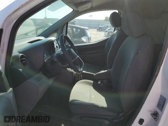 2013 Nissan NV200 SV with VIN 3N6CM0KN8DK695723, listed as a Copart auction lot 53785535 with 215,459 mi miles and Salvage Title. Bid and sale history available at carsss.com. Image 7.