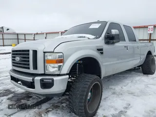 2010 Ford Super Duty F-250 SRW XL with VIN 1FTSW2BR4AEA91731, listed as a IAAI auction lot 41623718 with 186,042 mi miles. Bid and sale history available at carsss.com. Image 2.