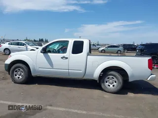 2019 Nissan Frontier S z VIN 1N6BD0CT4KN715613, wystawiony jako IAAI lot #42359362 z przebiegiem 69 180 mil mil oraz . Historia ofert i sprzedaży dostępna na DreamBid. Obrazek 14.