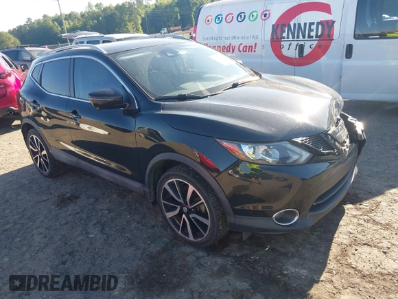 2017 Nissan Rogue SL z VIN JN1BJ1CR5HW101326, wystawiony jako IAAI lot #42198432 z przebiegiem 92 227 mil mil oraz . Historia ofert i sprzedaży dostępna na DreamBid. Obrazek 1.