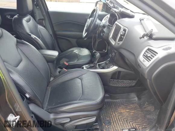2021 Jeep Compass 80th Anniversary z VIN 3C4NJDEB5MT516982, wystawiony jako IAAI lot #42441681 z przebiegiem 37 414 mil mil oraz . Historia ofert i sprzedaży dostępna na DreamBid. Obrazek 5.