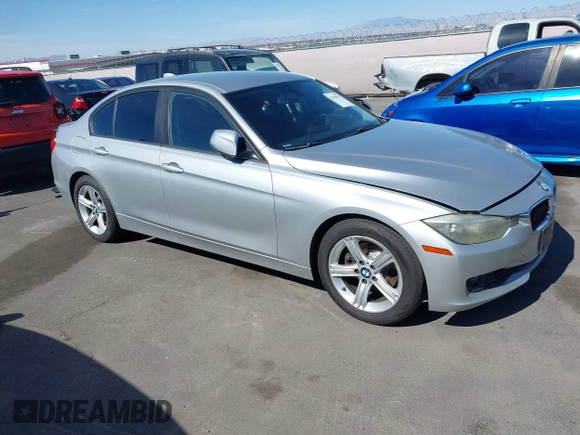 2013 BMW 3 Series 328i с VIN WBA3C1G59DNR45594, выставлен на аукционе IAAI как лот 42250547 с пробегом 183 452 миль миль и . История ставок и продаж доступна на DreamBid. Изображение 1.