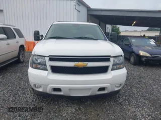 2012 Chevrolet Tahoe LT z VIN 1GNSCBE09CR131245, wystawiony jako IAAI lot #42350118 z przebiegiem 188 565 mil mil oraz . Historia ofert i sprzedaży dostępna na DreamBid. Obrazek 13.