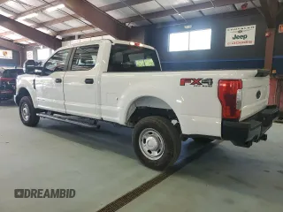 2018 Ford Super Duty F-250 SRW XL with VIN 1FT7W2BT8JEC04114, listed as a Copart auction lot 71341364 with 51,885 mi miles and Salvage Title. Bid and sale history available at carsss.com. Image 2.