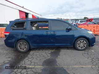 2011 Toyota Sienna XLE AAS with VIN 5TDYK3DCXBS113103, listed as a IAAI auction lot 41505972 with 170,919 mi miles and . Bid and sale history available at DreamBid. Image 13.