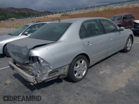 2004 Lexus LS 430 z VIN JTHBN36F140172016, wystawiony jako IAAI lot #42128428 z przebiegiem 242 204 mil mil oraz . Historia ofert i sprzedaży dostępna na DreamBid. Obrazek 4.