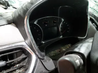 2022 Chevrolet Equinox LT z VIN 3GNAXJEVXNL24471X, wystawiony jako Copart lot #53805995 z przebiegiem Nie podano mil oraz Nie do naprawy • Non repairable. Historia ofert i sprzedaży dostępna na DreamBid. Obrazek 9.