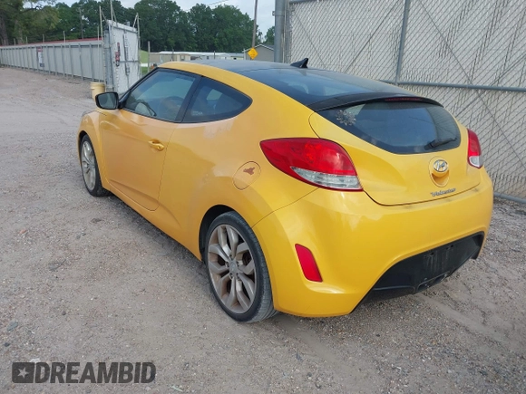 2012 Hyundai Veloster w/Gray Int z VIN KMHTC6AD7CU026855, wystawiony jako IAAI lot #42253694 z przebiegiem 119 802 mil mil oraz . Historia ofert i sprzedaży dostępna na DreamBid. Obrazek 3.