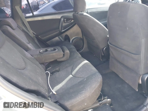 2008 Toyota RAV4 with VIN JTMBK33V886036474, listed as a IAAI auction lot 41615693 with 214,589 mi miles. Bid and sale history available at carsss.com. Image 8.