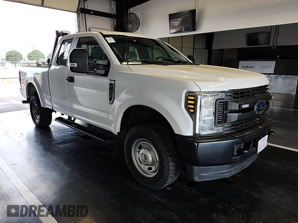 2019 Ford F-250 XL with VIN 1FT7X2B62KEE27421, listed as a IAAI auction lot 42875164 with 143,483 mi miles and . Bid and sale history available at DreamBid. Image 13.