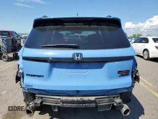 2024 Honda Passport TrailSport with VIN 5FNYF8H6XRB008887, listed as a Copart auction lot 56311425 with 18,627 mi miles and Salvage title. Bid and sale history available at DreamBid. Image 6.
