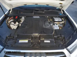 2019 Audi Q7 Prestige z VIN WA1VAAF71KD030692, wystawiony jako Copart lot #84958034 z przebiegiem 90 821 mil mil oraz Szkoda całkowita • Salvage title. Historia ofert i sprzedaży dostępna na DreamBid. Obrazek 14.