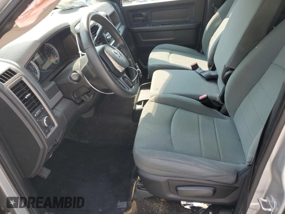 2013 Ram 1500 Tradesman z VIN 1C6RR7ST5DS710722, wystawiony jako Copart lot #58982445 z przebiegiem 141 919 mil mil oraz Szkoda całkowita • Salvage title. Historia ofert i sprzedaży dostępna na DreamBid. Obrazek 7.