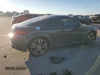 2016 Audi TT 2.0T z VIN TRUC5AFV3G1020339, wystawiony jako Copart lot #84490084 z przebiegiem Nie podano mil oraz Szkody całkowita. Historia ofert i sprzedaży dostępna na DreamBid. Obrazek 3.