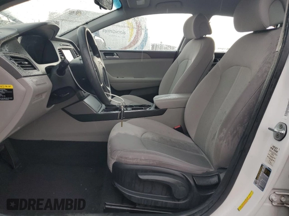 2016 Hyundai Sonata SE z VIN 5NPE24AF8GH268480, wystawiony jako Copart lot #59423185 z przebiegiem 141 474 mil mil oraz Nie do naprawy • Non repairable. Historia ofert i sprzedaży dostępna na DreamBid. Obrazek 7.