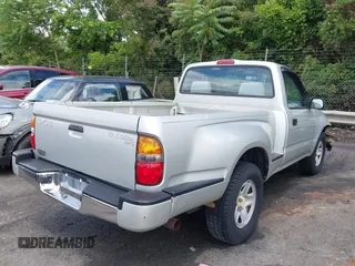 2001 Toyota Tacoma z VIN 5TENL42N81Z781994, wystawiony jako IAAI lot #42257348 z przebiegiem 196 508 mil mil oraz . Historia ofert i sprzedaży dostępna na DreamBid. Obrazek 4.
