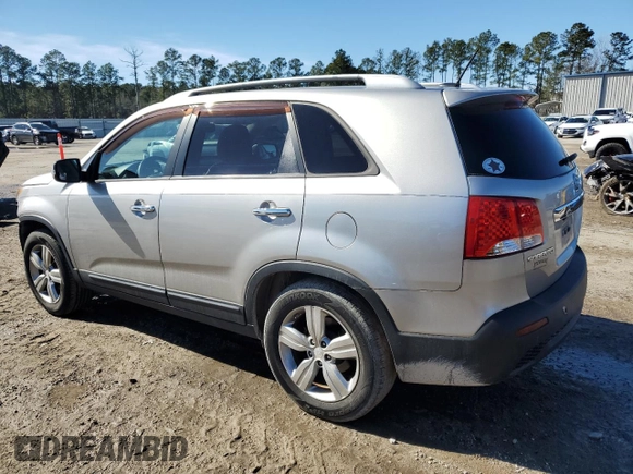 2013 Kia Sorento EX with VIN 5XYKU4A69DG364179, listed as a Copart auction lot 41743825 with 107,819 mi miles and Salvage Title. Bid and sale history available at DreamBid. Image 2.