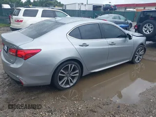 2020 Acura TLX w/Technology Pkg with VIN 19UUB3F49LA003325, listed as a IAAI auction lot 40046774 with 37,801 mi miles. Bid and sale history available at carsss.com. Image 4.