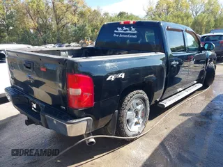 2011 Chevrolet Silverado 1500 LTZ with VIN 3GCPKTE3XBG303427, listed as a IAAI auction lot 40512927 with 211,198 mi miles and . Bid and sale history available at DreamBid. Image 4.
