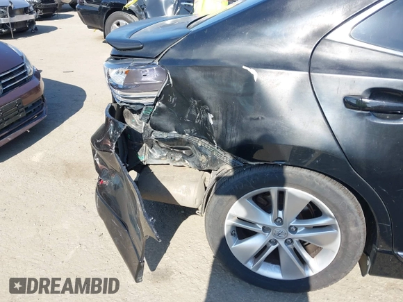 2010 Lexus HS 250h with VIN JTHBB1BA0A2016668, listed as a IAAI auction lot 42141367 with 120,823 mi miles. Bid and sale history available at carsss.com. Image 6.