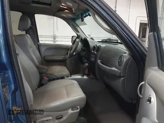 2005 Jeep Liberty Limited with VIN 1J4GL58525W610421, listed as a IAAI auction lot 42299334 with 177,613 mi miles and . Bid and sale history available at DreamBid. Image 5.