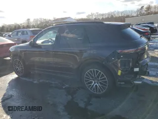 2019 Porsche Cayenne S with VIN WP1AB2AY6KDA64505, listed as a Copart auction lot 45087305 with 70,742 mi miles and Salvage title. Bid and sale history available at DreamBid. Image 2.
