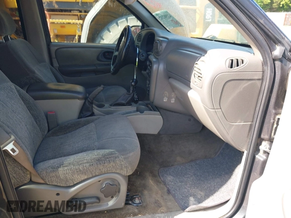 2003 Chevrolet TrailBlazer LTZ with VIN 1GNDT13S832107938, listed as a IAAI auction lot 42208232 with 234,130 mi miles and . Bid and sale history available at DreamBid. Image 5.