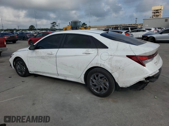 2024 Hyundai Elantra SEL with VIN KMHLM4DG5RU758577, listed as a Copart auction lot 54337735 with 23,082 mi miles and Salvage title. Bid and sale history available at DreamBid. Image 2.