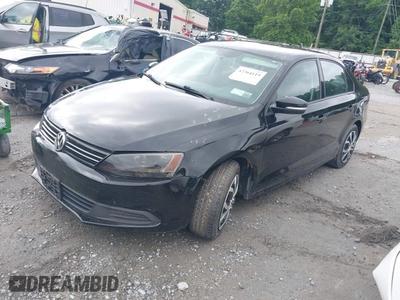 2014 Volkswagen Jetta SE z VIN 3VWD07AJ6EM294202, wystawiony jako IAAI lot #42364119 z przebiegiem 77 393 mil mil oraz . Historia ofert i sprzedaży dostępna na DreamBid. Obrazek 2.