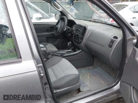 2007 Ford Escape XLS with VIN 1FMYU92Z37KB16651, listed as a IAAI auction lot 41986040 with 119,286 mi miles and . Bid and sale history available at DreamBid. Image 5.