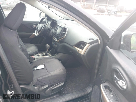2018 Jeep Cherokee Latitude with VIN 1C4PJLCB3JD563483, listed as a IAAI auction lot 41302444 with 78,168 mi miles and . Bid and sale history available at DreamBid. Image 5.