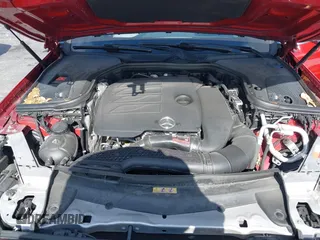 2020 Mercedes-Benz E 350 z VIN WDDZF8DB1LA747787, wystawiony jako IAAI lot #42310513 z przebiegiem 64 707 mil mil oraz . Historia ofert i sprzedaży dostępna na DreamBid. Obrazek 10.