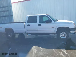 2003 Chevrolet Silverado 2500HD LS with VIN 1GCHK23113F221752, listed as a IAAI auction lot 41540935 with 414,826 mi miles. Bid and sale history available at carsss.com. Image 13.