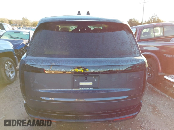 2025 Land Rover Range Rover with VIN SALKP9F40SA262268, listed as a IAAI auction lot 41363543 with 63 mi miles and . Bid and sale history available at DreamBid. Image 16.