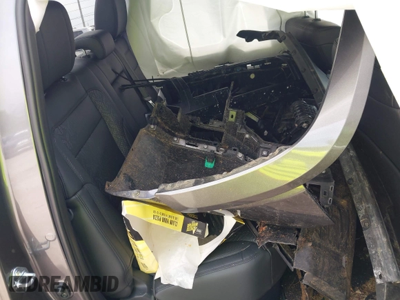 2025 Toyota Tundra Limited with VIN 5TFJA5DB2SX257293, listed as a IAAI auction lot 42742408 with 7,629 mi miles and . Bid and sale history available at DreamBid. Image 8.