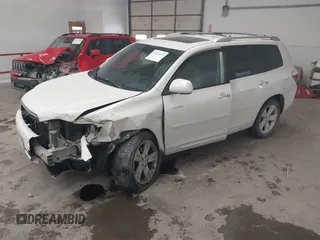 2010 Toyota Highlander Limited with VIN 5TDDK3EH6AS017928, listed as a IAAI auction lot 41614252 with 200,594 mi miles and . Bid and sale history available at DreamBid. Image 19.