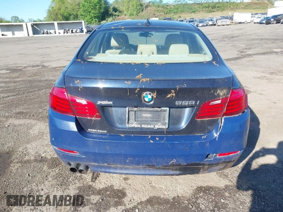 2015 BMW 5 Series 528i xDrive with VIN WBA5A7C58FD625974, listed as a IAAI auction lot 42193905 with 152,664 mi miles and . Bid and sale history available at carsss.com. Image 6.