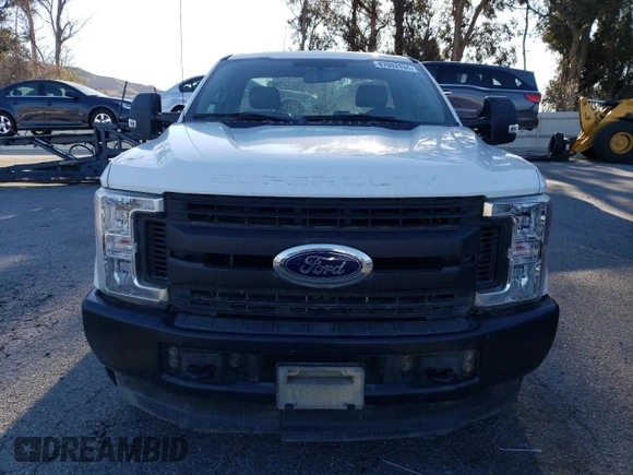 2019 Ford Super Duty F-250 SRW XL with VIN 1FTBF2B60KEF17227, listed as a Copart auction lot 87092934 with 46,550 mi miles and Salvage Title. Bid and sale history available at carsss.com. Image 5.