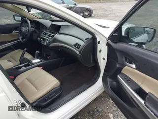 2015 Honda Crosstour EX-L z VIN 5J6TF1H5XFL000901, wystawiony jako IAAI lot #42147541 z przebiegiem 124 949 mil mil oraz . Historia ofert i sprzedaży dostępna na DreamBid. Obrazek 5.