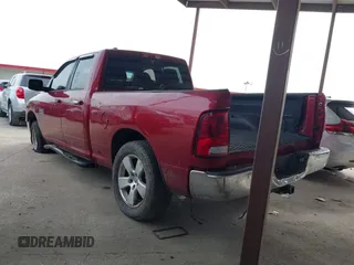 2013 Ram 1500 SLT z VIN 1C6RR7GP5DS651182, wystawiony jako IAAI lot #41551602 z przebiegiem Nie podano mil oraz . Historia ofert i sprzedaży dostępna na DreamBid. Obrazek 3.