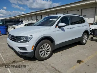 2018 Volkswagen Tiguan S z VIN 3VV1B7AX5JM062805, wystawiony jako Copart lot #57927875 z przebiegiem 88 774 mil mil oraz Szkoda całkowita • Salvage title. Historia ofert i sprzedaży dostępna na DreamBid. Obrazek 1.