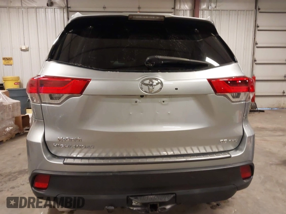 2018 Toyota Highlander SE z VIN 5TDJZRFH7JS551309, wystawiony jako IAAI lot #41801990 z przebiegiem 132 970 mil mil oraz . Historia ofert i sprzedaży dostępna na DreamBid. Obrazek 17.