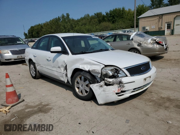 2005 Ford Five Hundred SE with VIN 1FAFP23195G166415, listed as a Copart auction lot 70829644 with 107,958 mi miles and Salvage Title. Bid and sale history available at carsss.com. Image 4.