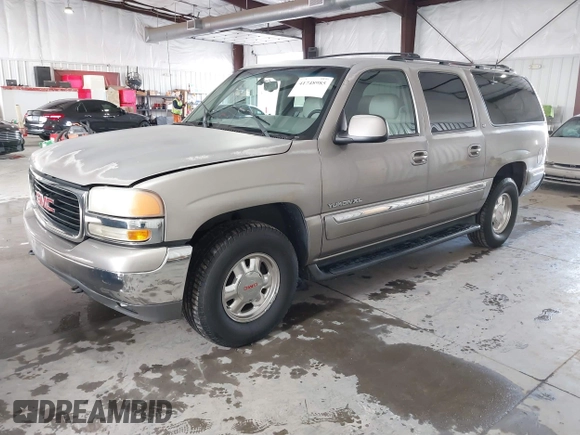 2001 GMC Yukon XL SLT with VIN 1GKEC16T01J315059, listed as a IAAI auction lot 41748985 with 218,294 mi miles. Bid and sale history available at carsss.com. Image 2.