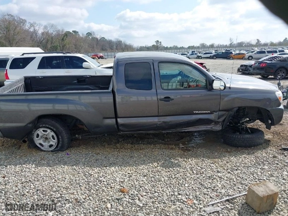2012 Toyota Tacoma with VIN 5TFTX4CN9CX014479, listed as a IAAI auction lot 41535617 with 118,540 mi miles. Bid and sale history available at carsss.com. Image 13.