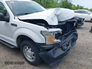 2018 Ford F-150 XL z VIN 1FTFX1E59JKE52129, wystawiony jako IAAI lot #42233231 z przebiegiem 97 262 mil mil oraz . Historia ofert i sprzedaży dostępna na DreamBid. Obrazek 20.