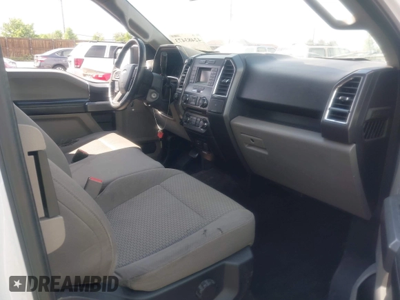 2016 Ford F-150 XLT z VIN 1FTFX1EG7GKF55978, wystawiony jako IAAI lot #42483473 z przebiegiem 154 309 mil mil oraz . Historia ofert i sprzedaży dostępna na DreamBid. Obrazek 5.